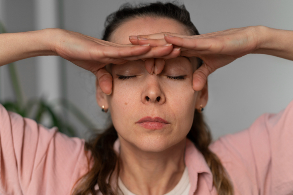 How Can Acupuncture Help You Deal with Migraine Issues?